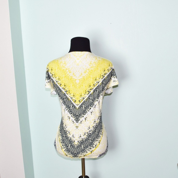 Laura Lane Yellow Print Blouse - Picture 2 of 2